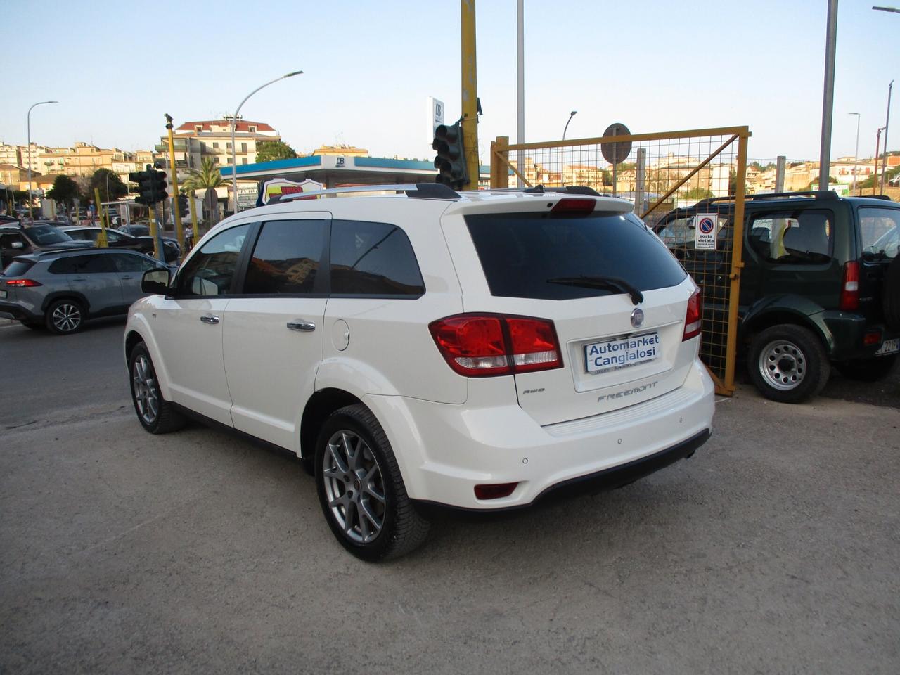 Fiat Freemont 2.0 Mjt 170 CV 4x4 TETTO APRIBILE