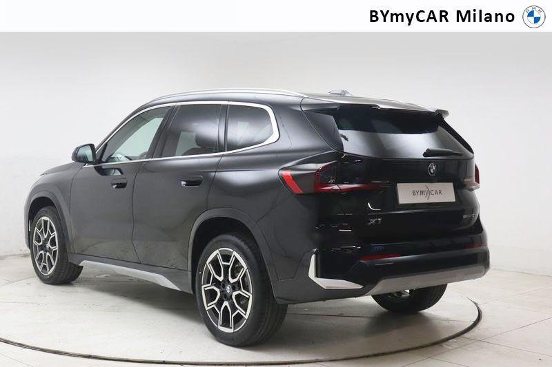 BMW X1 18 i X-Line sDrive DCT