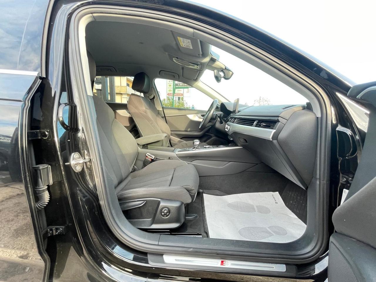 Audi A4 Avant 2.0 TDI 150 CV S tronic Design