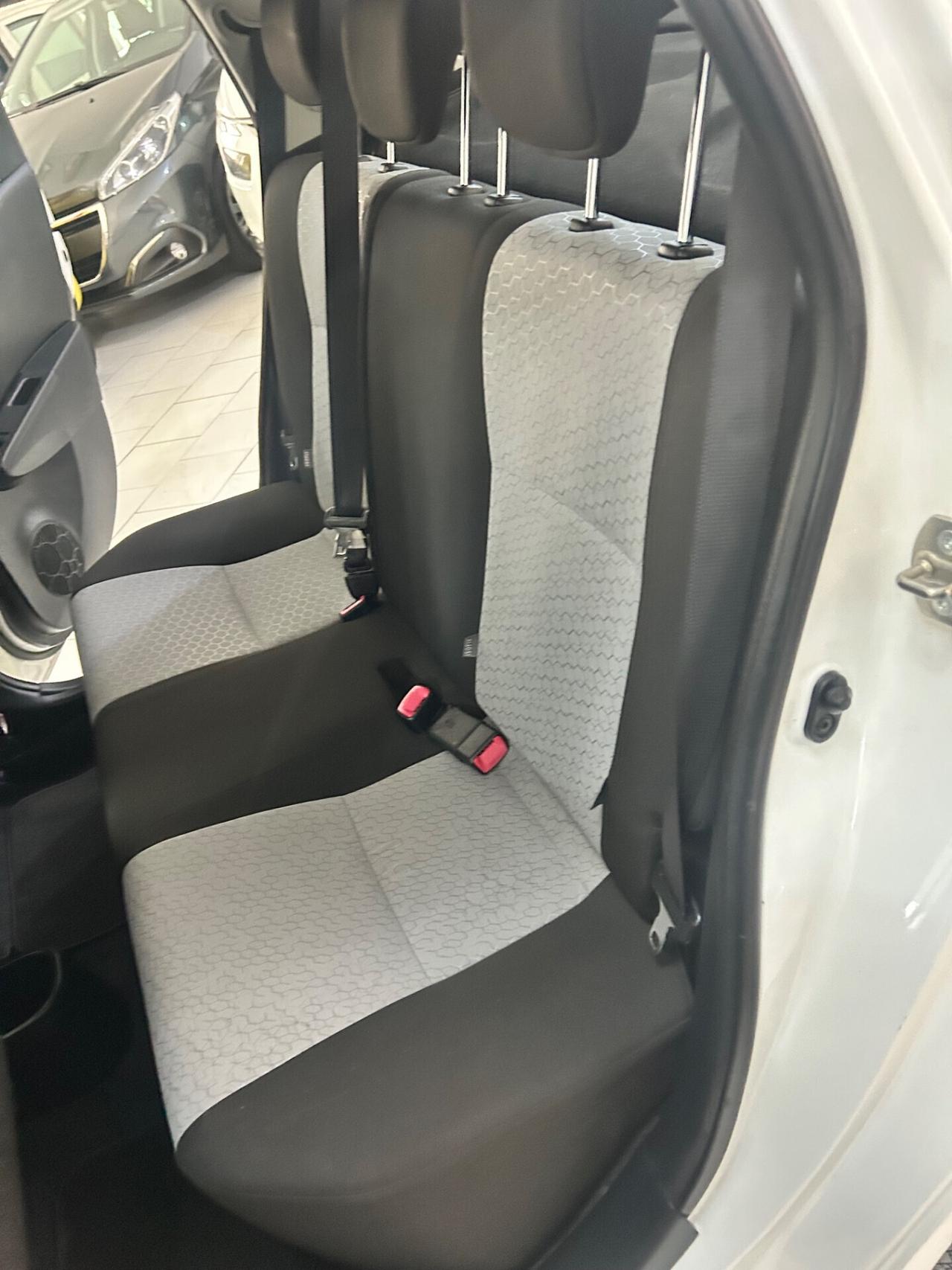 Toyota Yaris Limited