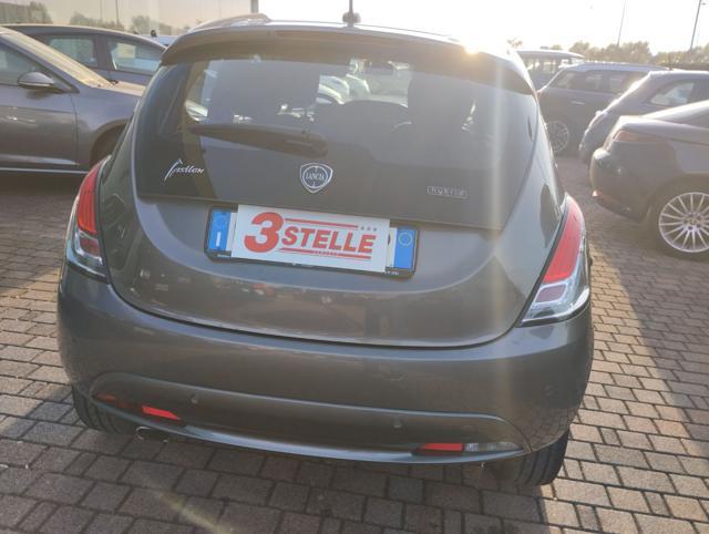 LANCIA Ypsilon 1.0 FireFly 5 porte S&S Hybrid Ecochic Gold