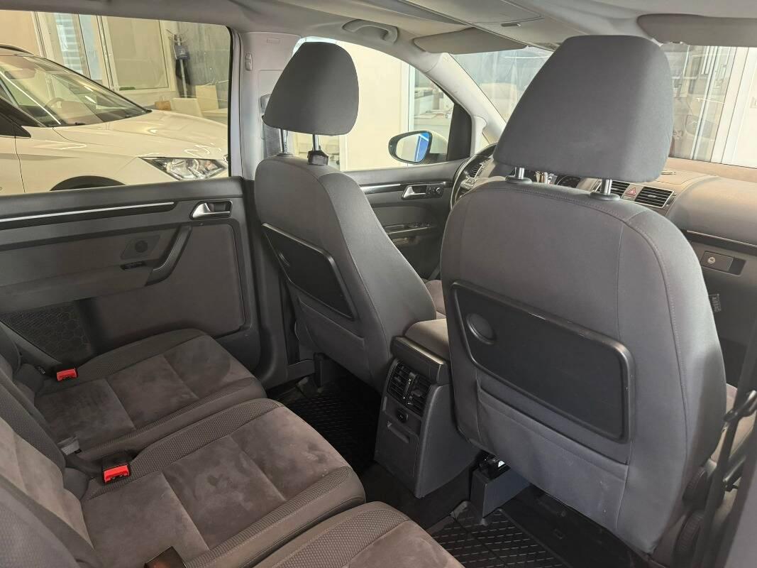 Volkswagen Touran 2.0 tdi Highline dsg