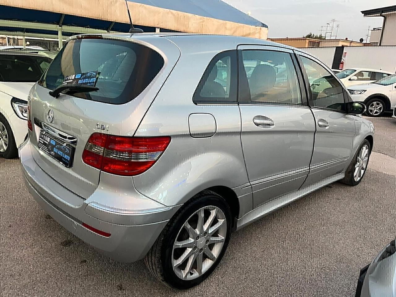Mercedes-benz B 180 CDI 1 PROPRIETARIO (SI)