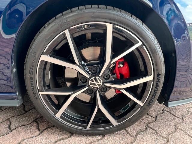 Volkswagen Golf GTD Dsg, 200cv Gancio traino, 19”, IQ Matrix