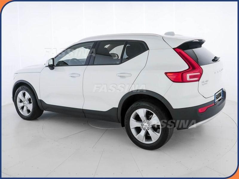 Volvo XC40 T3 Geartronic Momentum Pro