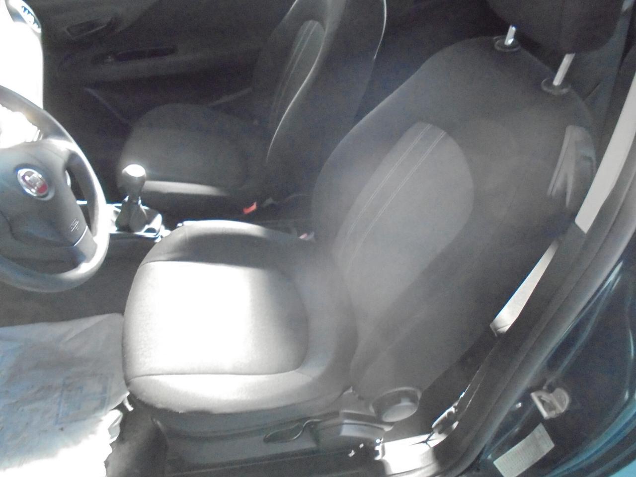 Fiat Punto 1.3 MJT II 75 CV 3 porte Street