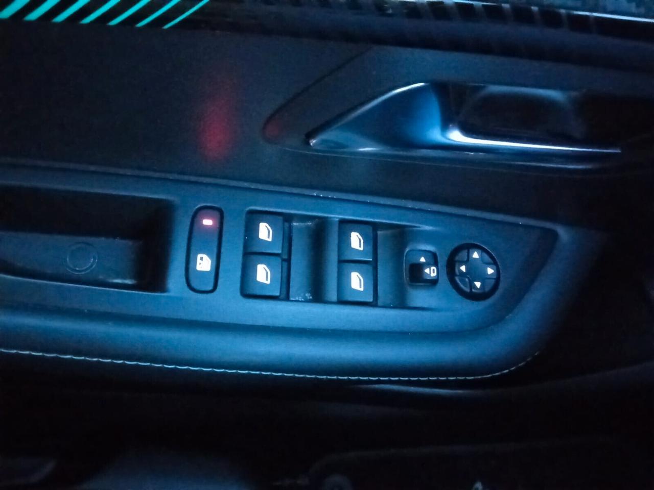 Peugeot 208 PureTech 100 Stop&Start 5 porte Allure