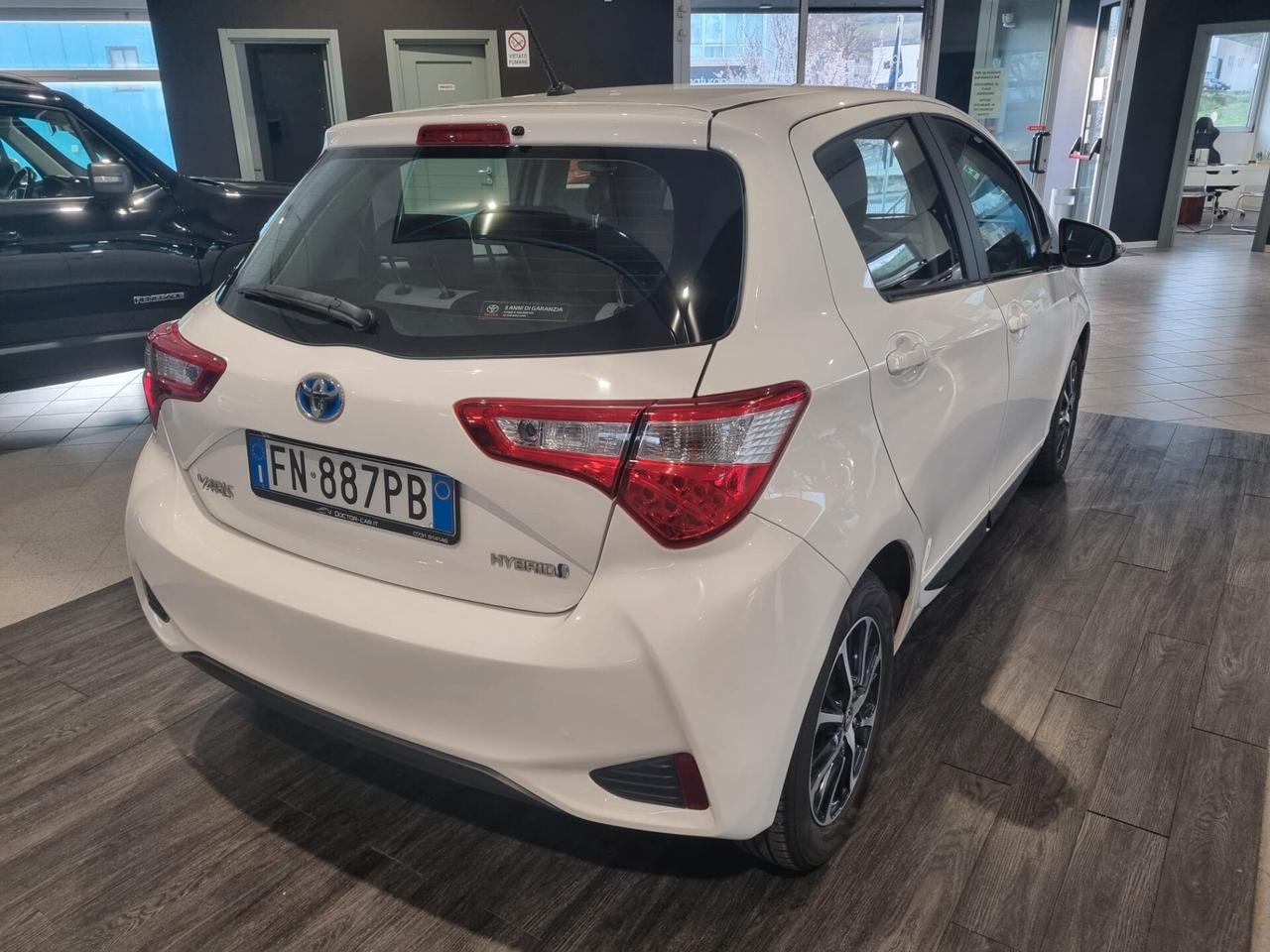 Toyota Yaris 1.5 Hybrid 5 porte Active