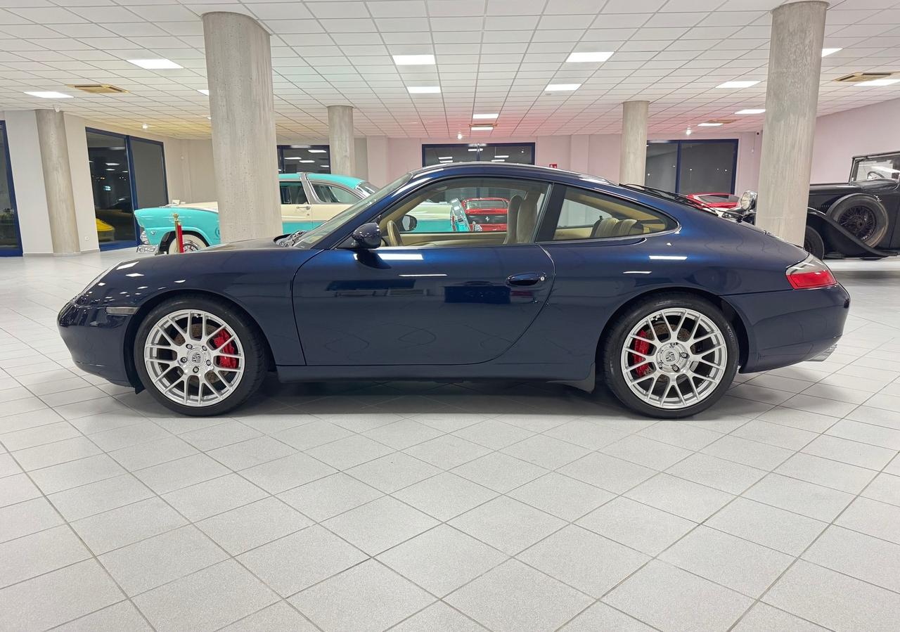 Porsche 996 Carrera