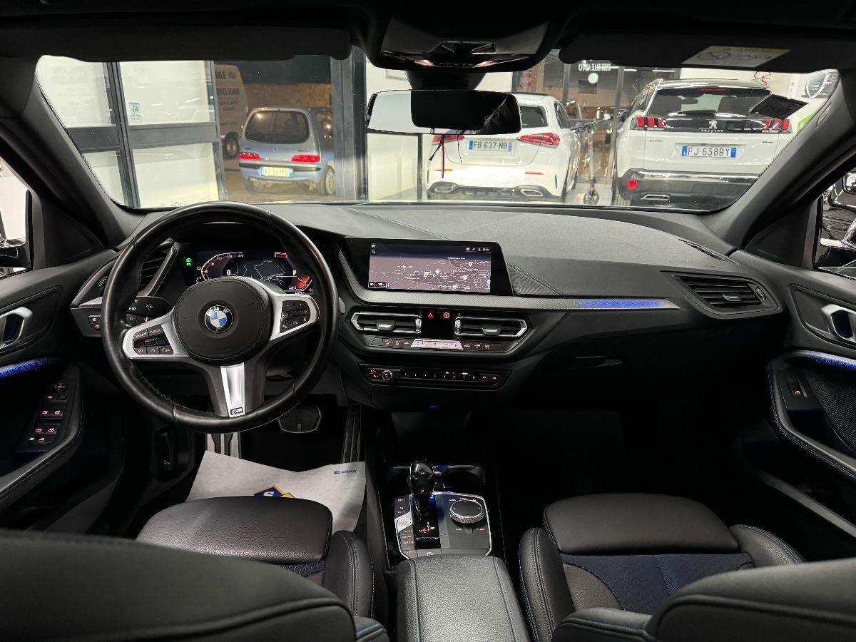 BMW Serie 116d automatic 5p. M-SPORT UNICO PROP/ IVA DEDUCIBILE/ LUCI AMBIENTE/ VIRTUAL/ LED /CAR PLAY