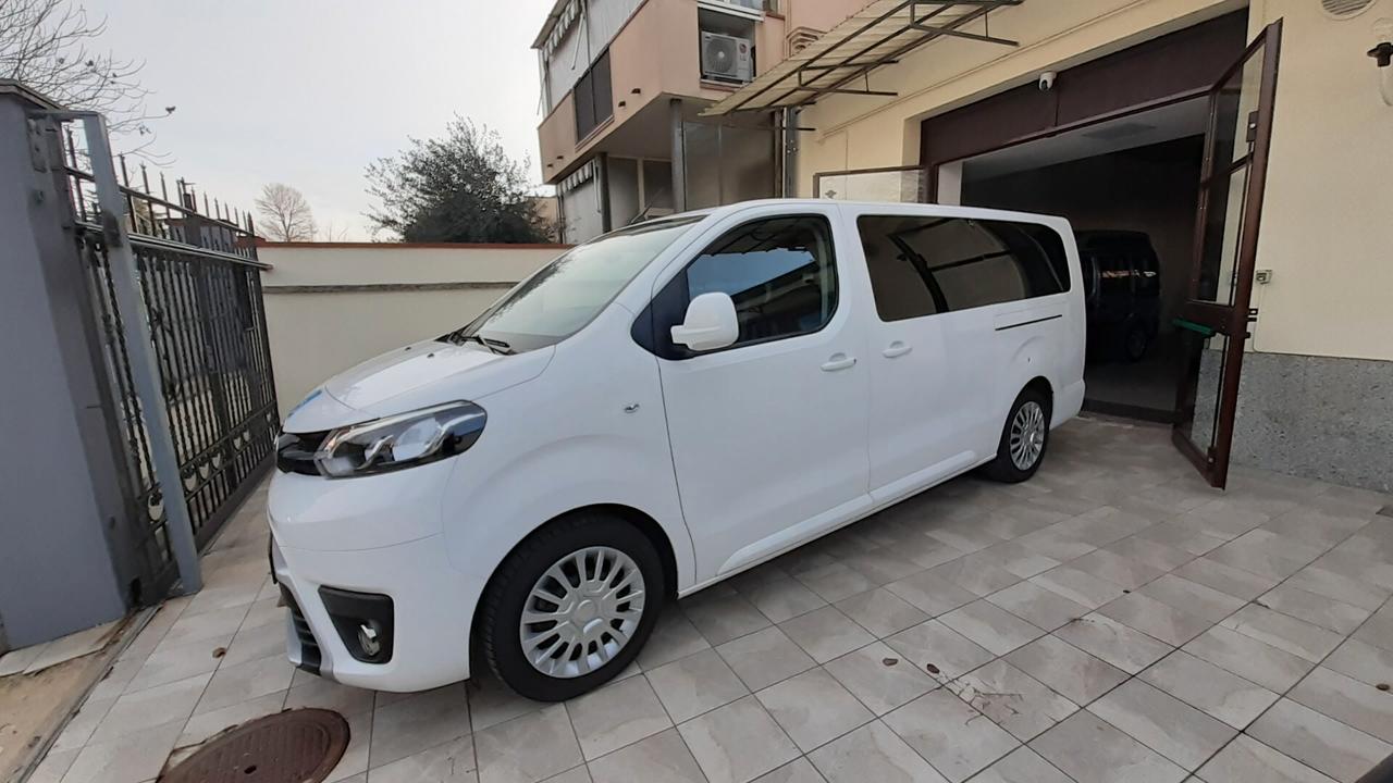 Toyota Proace Verso PL trasporto disabili pedana