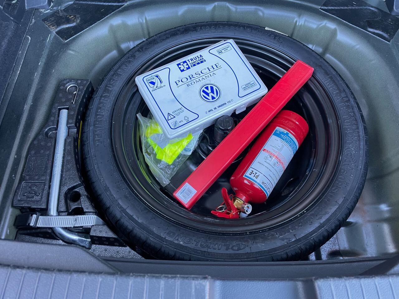 Volkswagen T-Roc 1.0 tsi Style 110cv ok neop. GARANZIA