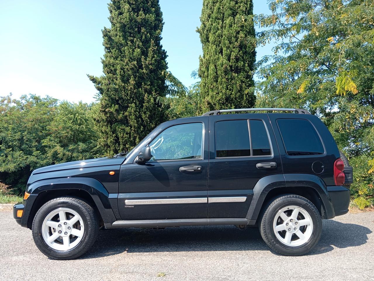 Jeep Cherokee 4X4 2.8 CRD gancio traino valuto permute