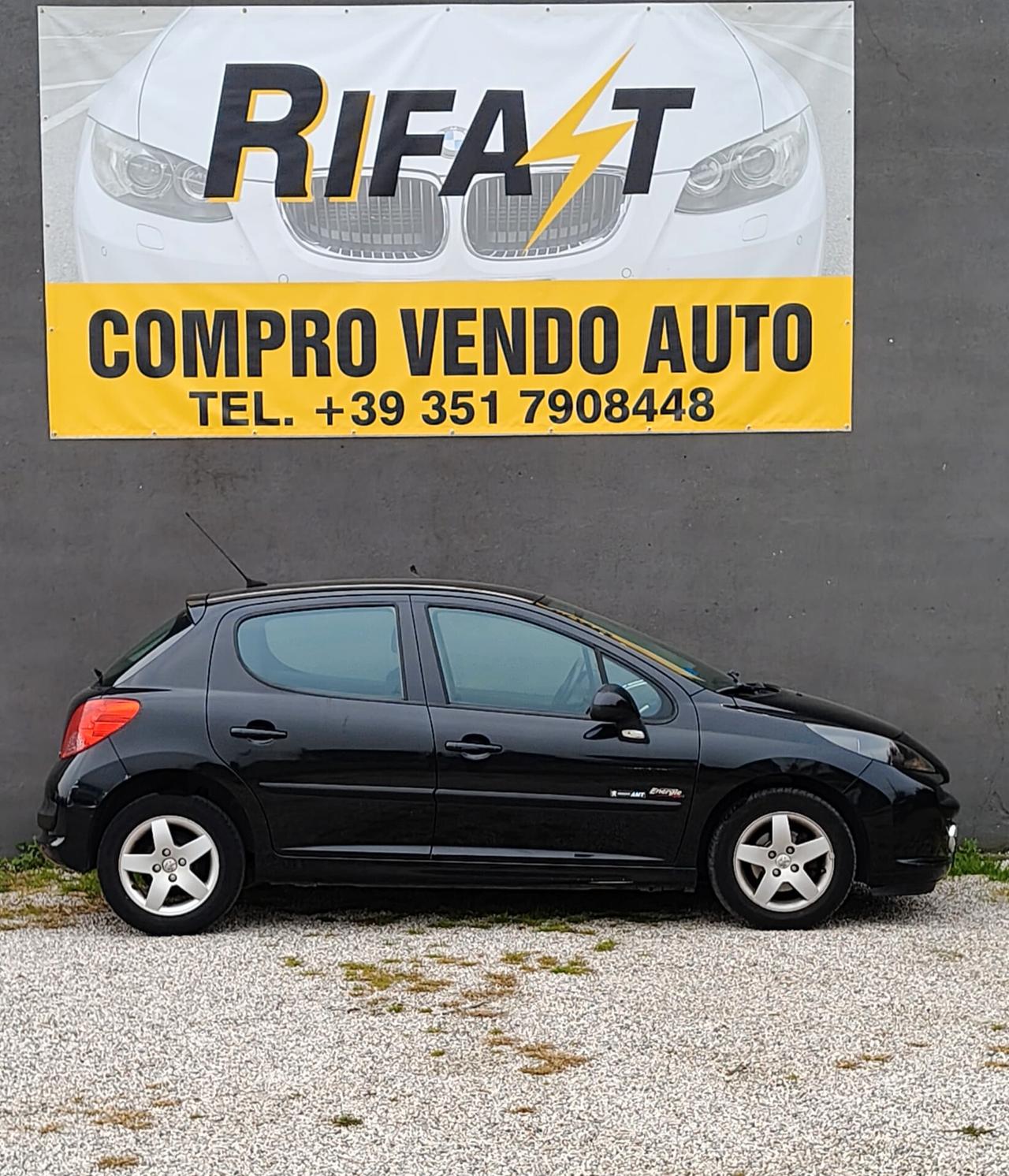 Peugeot 207 1.4 8V 75CV 5p. X Line