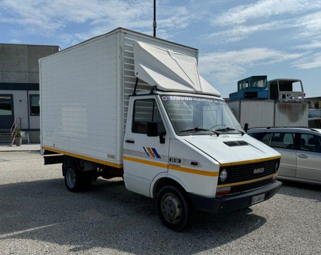 IVECO 35-10 Direct Ignition a cassone furgonato