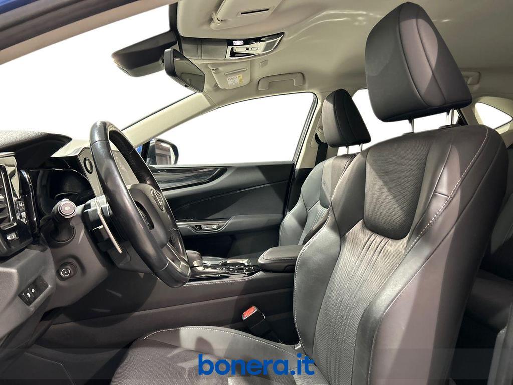 Lexus NX 2.5 Hybrid Premium 4WD e-CVT