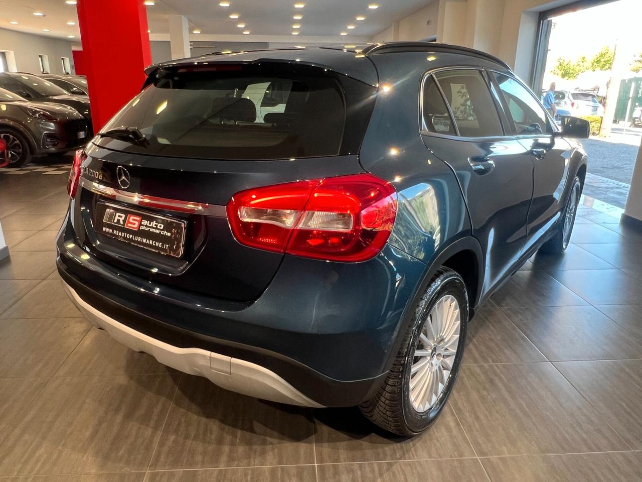 Mercedes-benz GLA 200d Automatic