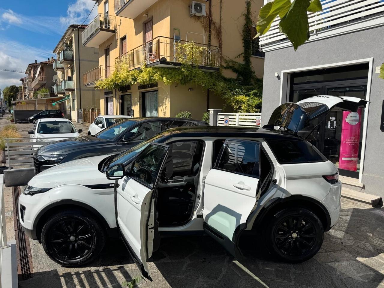 RANGE ROVER EVOQUE 2.0 eD4 5p. SE DYNAMIC