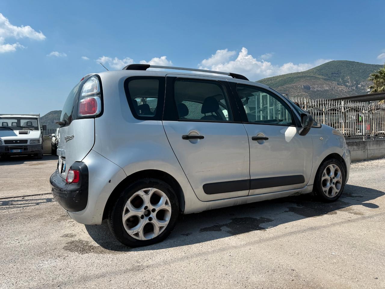 CITROEN C3 PICASSO ANNO 2010 1.4 BENZ/GPL * LEGGI