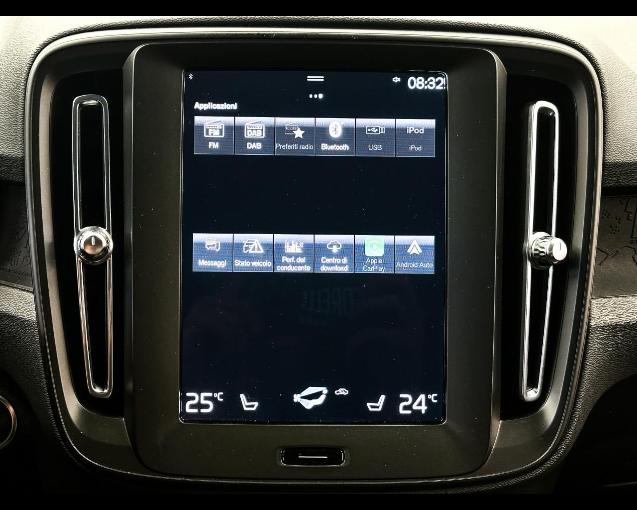 VOLVO XC40 T3 Geartronic Momentum Core