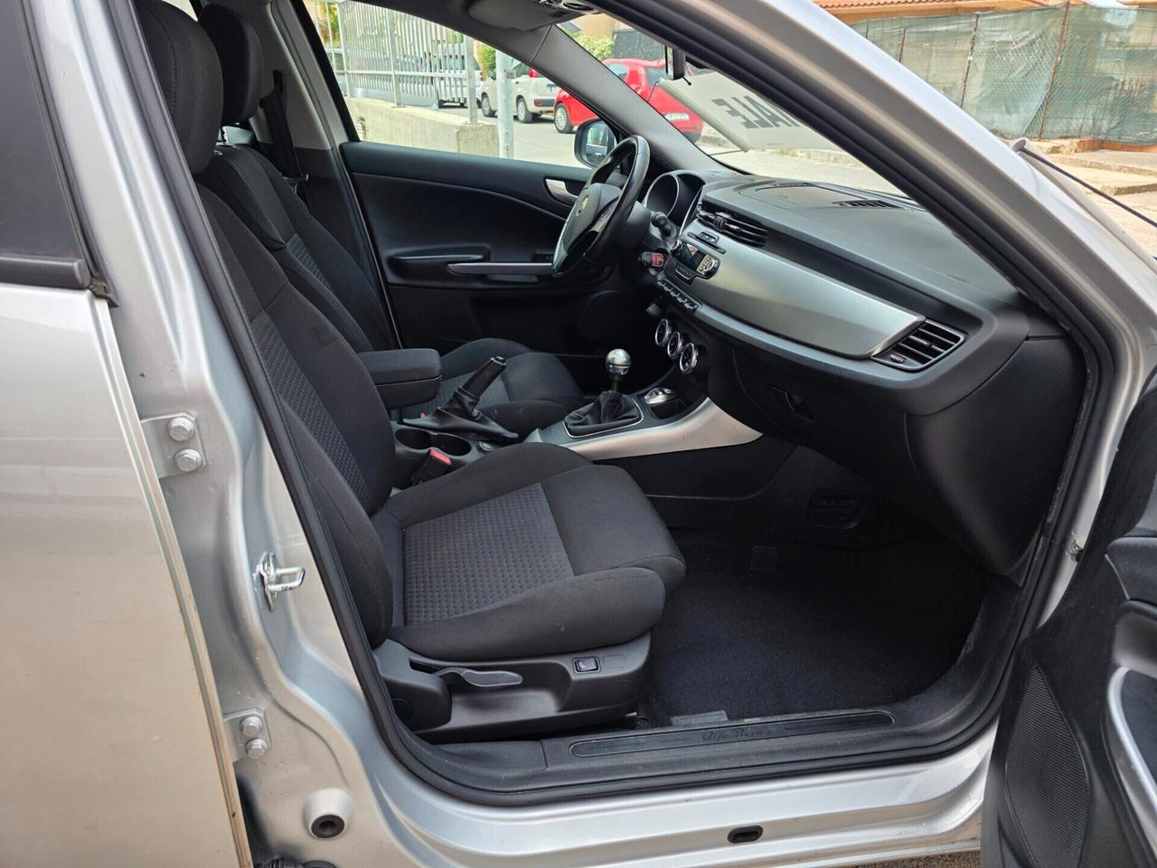 Alfa Romeo Giulietta 1.6 JTDm-2 105 CV Progression
