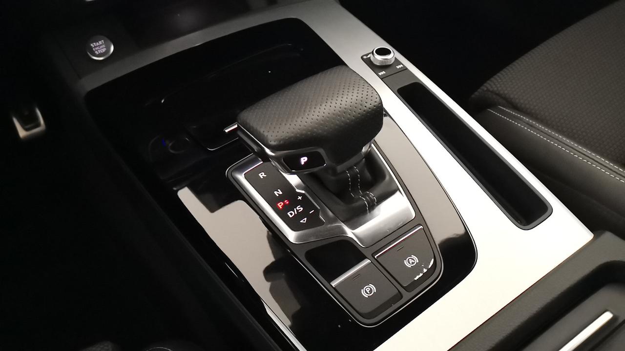 AUDI Q5 I Sportback 2021 - Q5 Sportback 40 2.0 tdi mhev 12V S lin