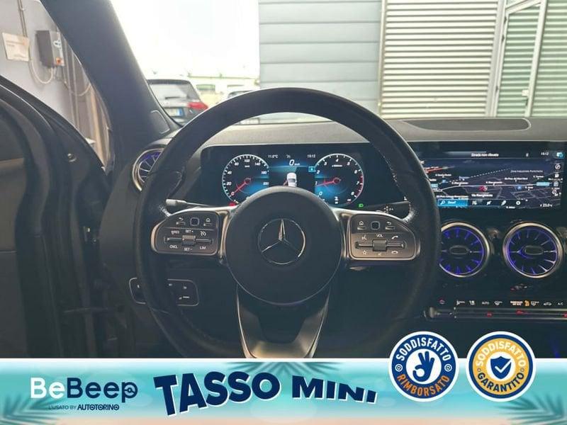 Mercedes-Benz GLA 180 PREMIUM AUTO