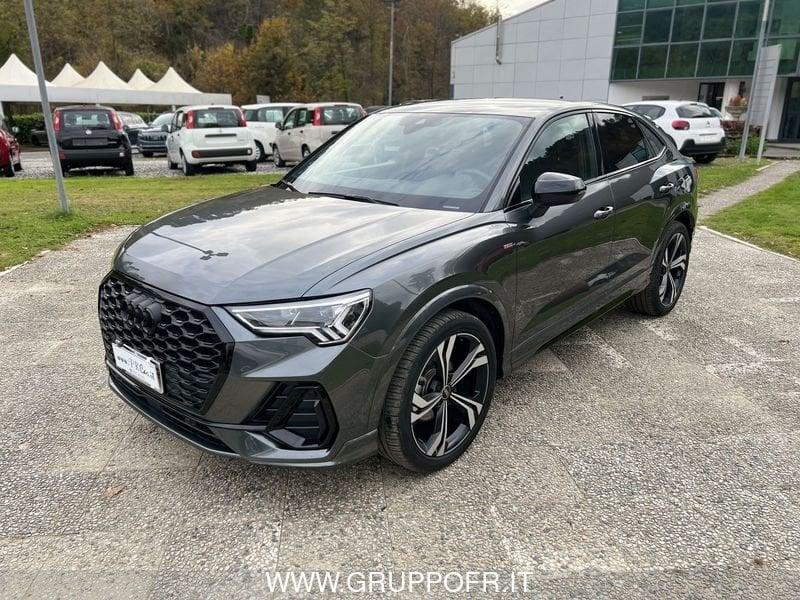 Audi Q3 SPB 35 TFSI Identity Black