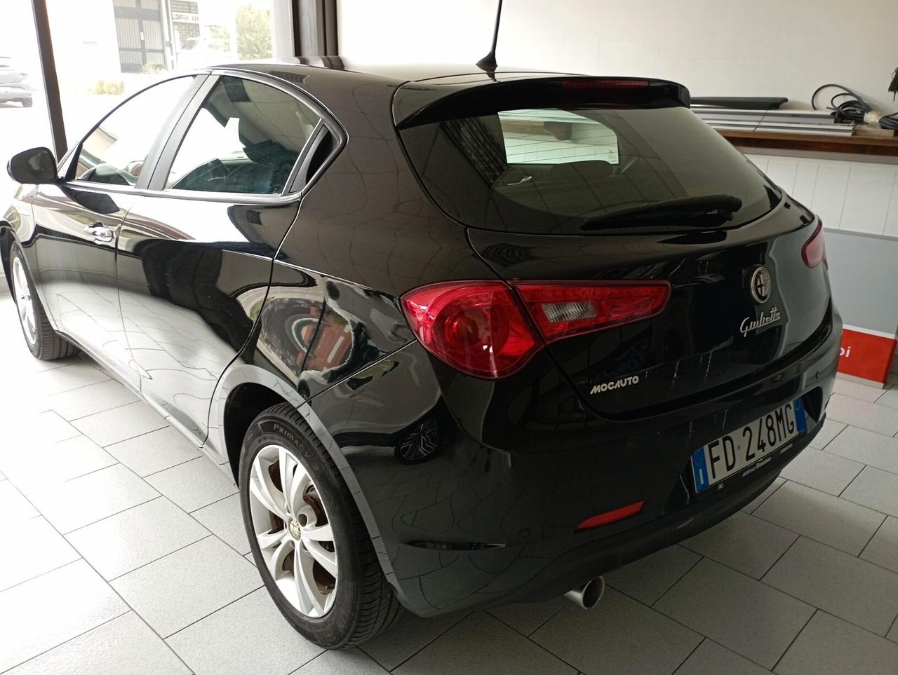 Alfa Romeo Giulietta 1.6 JTDm-2 120 CV Distinctive