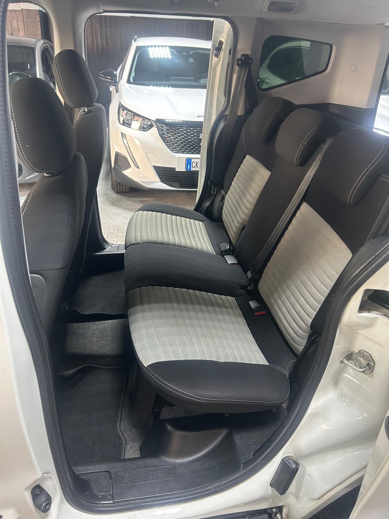 Fiat Qubo 1.3 MJT 95 CV Trekking