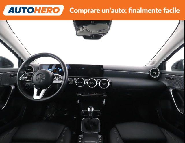 MERCEDES-BENZ A 180 Sport