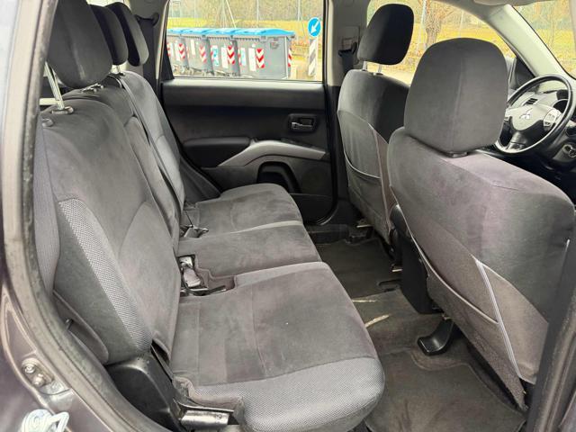 MITSUBISHI Outlander 150,310km 2.0 DI-D Invite DPF senza lavoro da fare