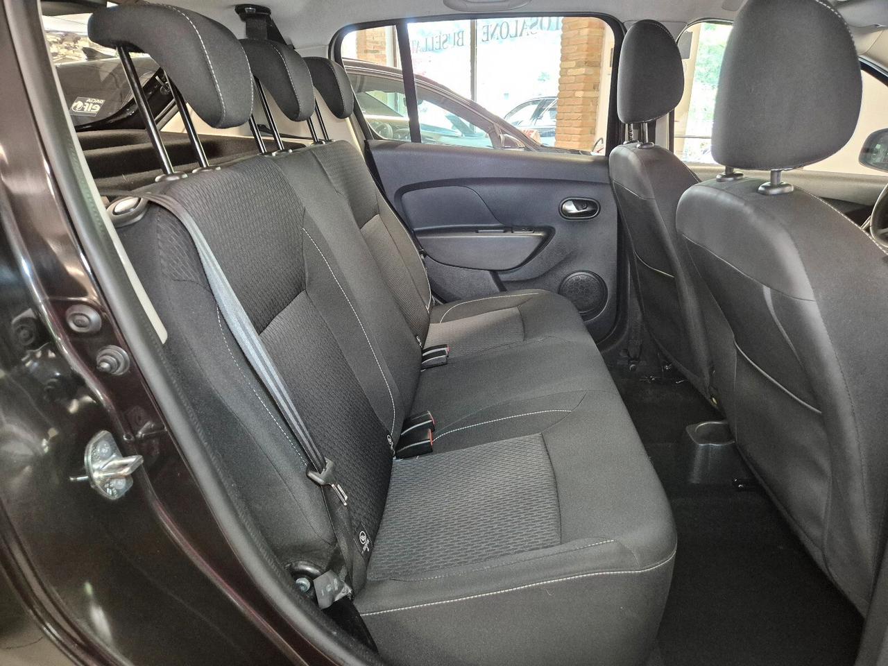 Dacia Sandero 1.5 dCi 8V 75CV Start&Stop Lauréate ** NEOPATENTATI **