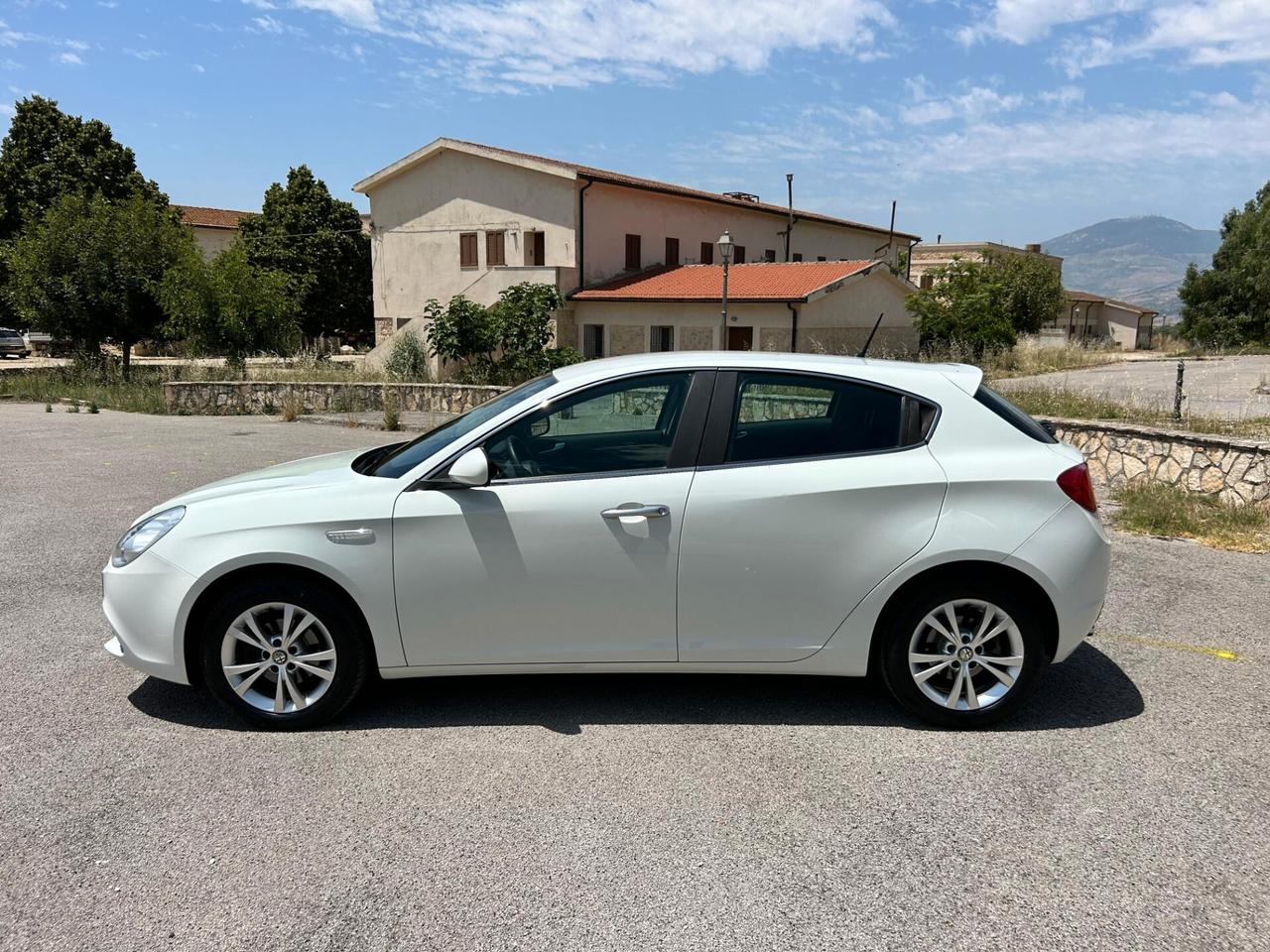 Alfa Romeo Giulietta 1.6 JTDm-2 105 CV Progression