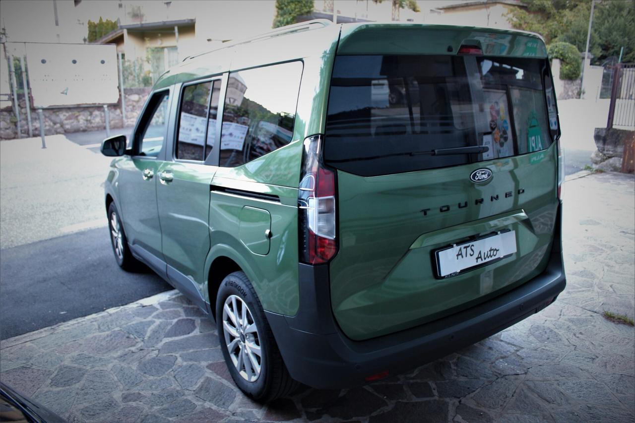 Ford Tourneo Courier 1.0 EcoBoost Titanium
