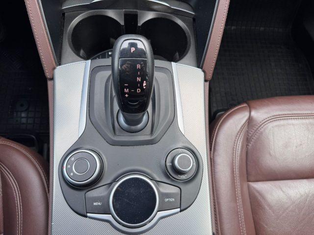 ALFA ROMEO Stelvio 2.2 Turbodiesel perla 210 CV AT8 Q4 Super 4x4 4WD