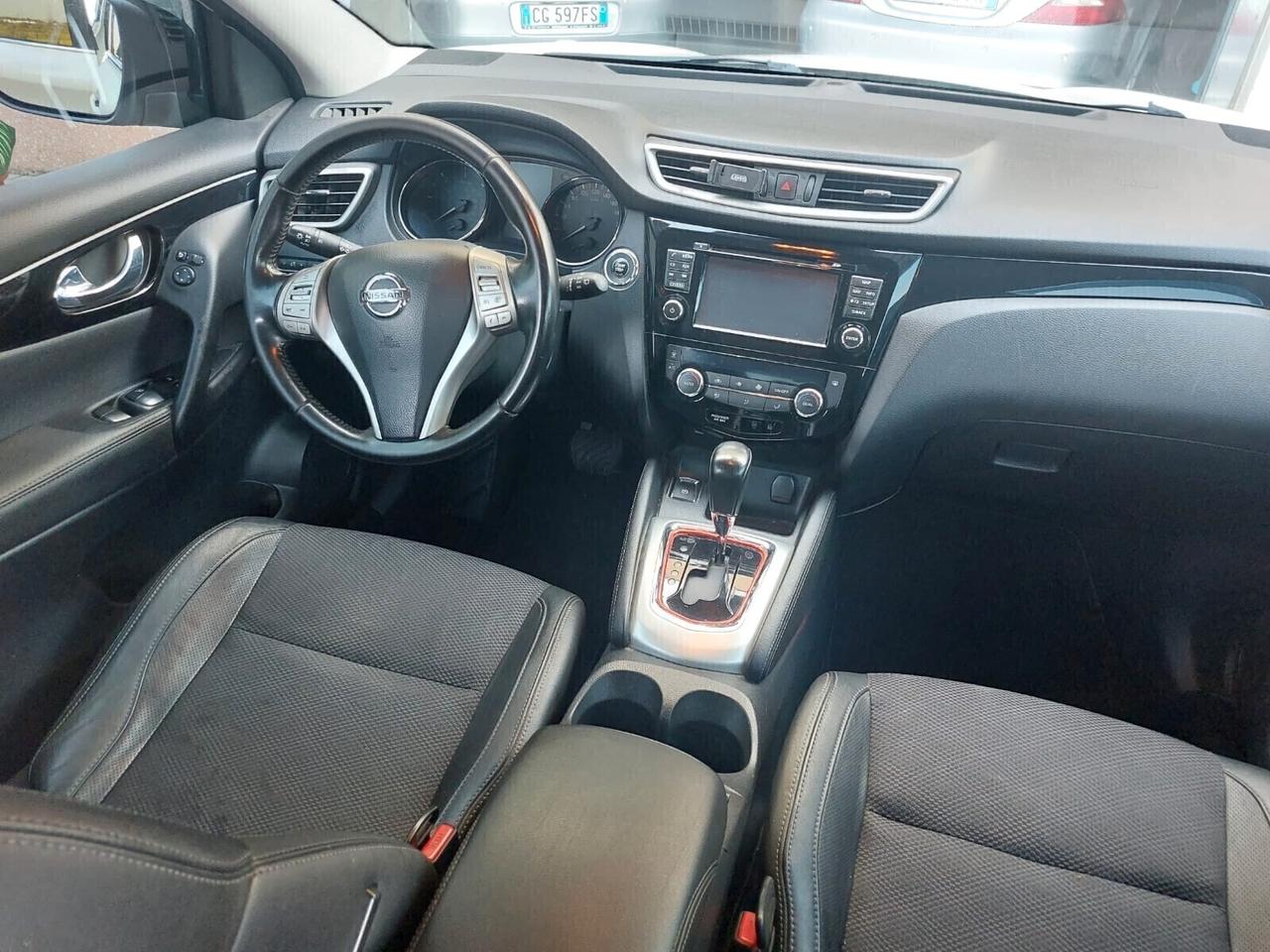 Nissan Qashqai 1.6 dCi 2WD Tekna 130CV XTRONIC