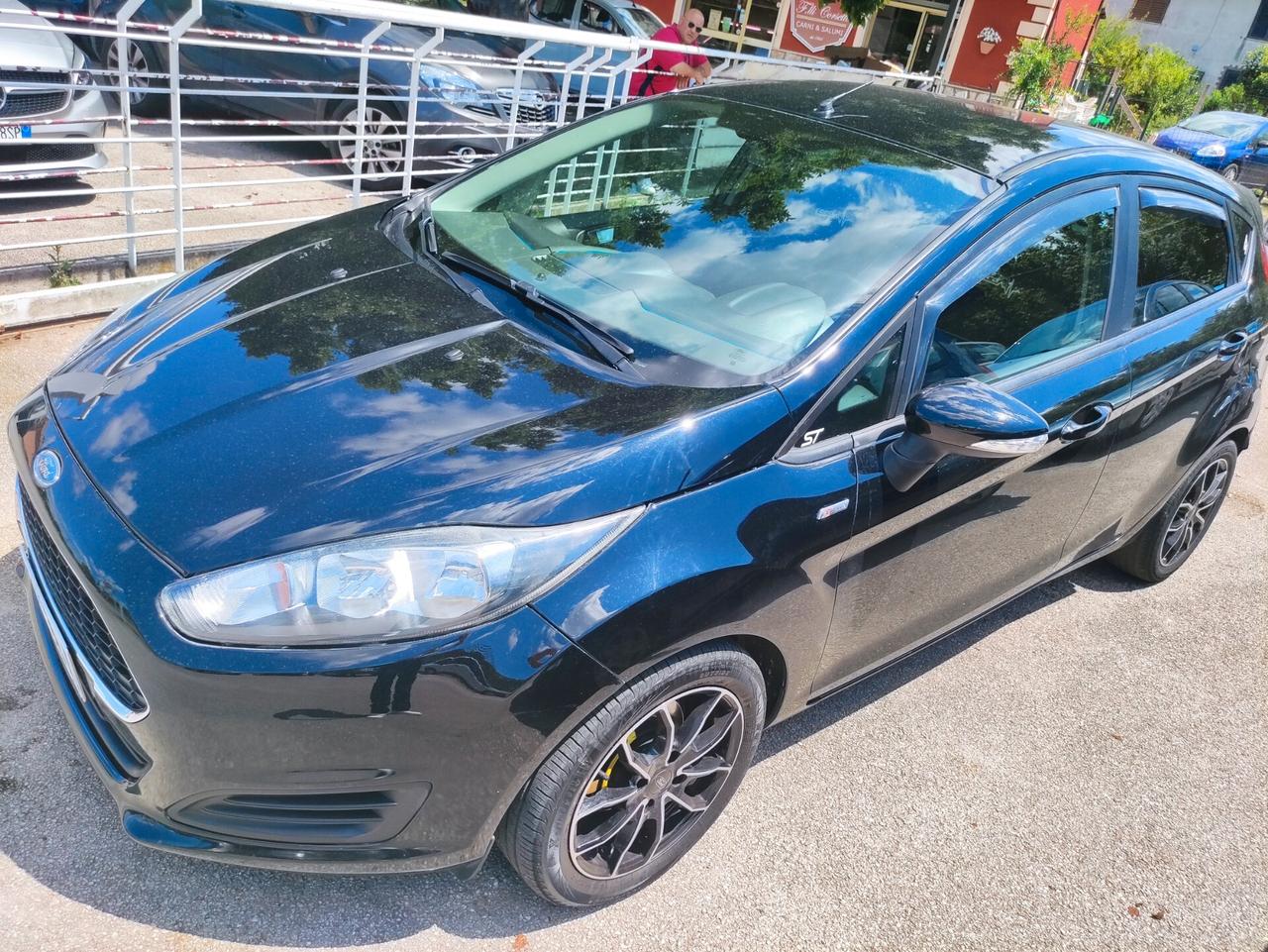 Ford Fiesta 1.5 TDCi 75CV 5 porte Titanium ( per neopatentati)