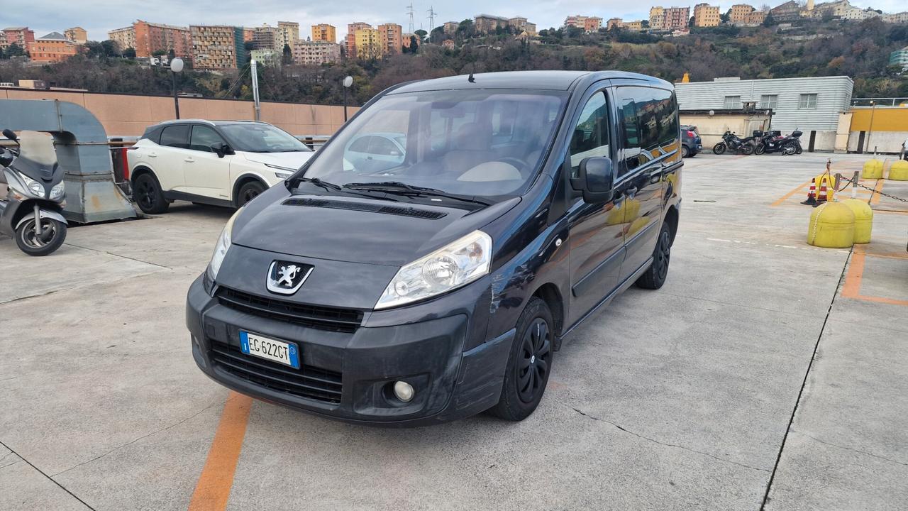 Peugeot Expert Tepee 2.0 HDi 136 CV N1 6 POSTI