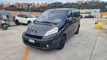 Peugeot Expert Tepee 2.0 HDi 136 CV N1 6 POSTI