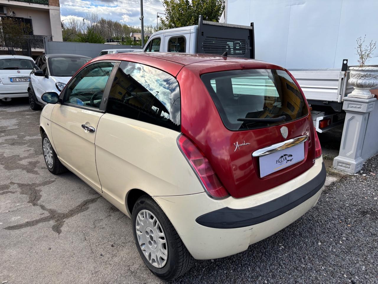Lancia Ypsilon 1.2 Argento