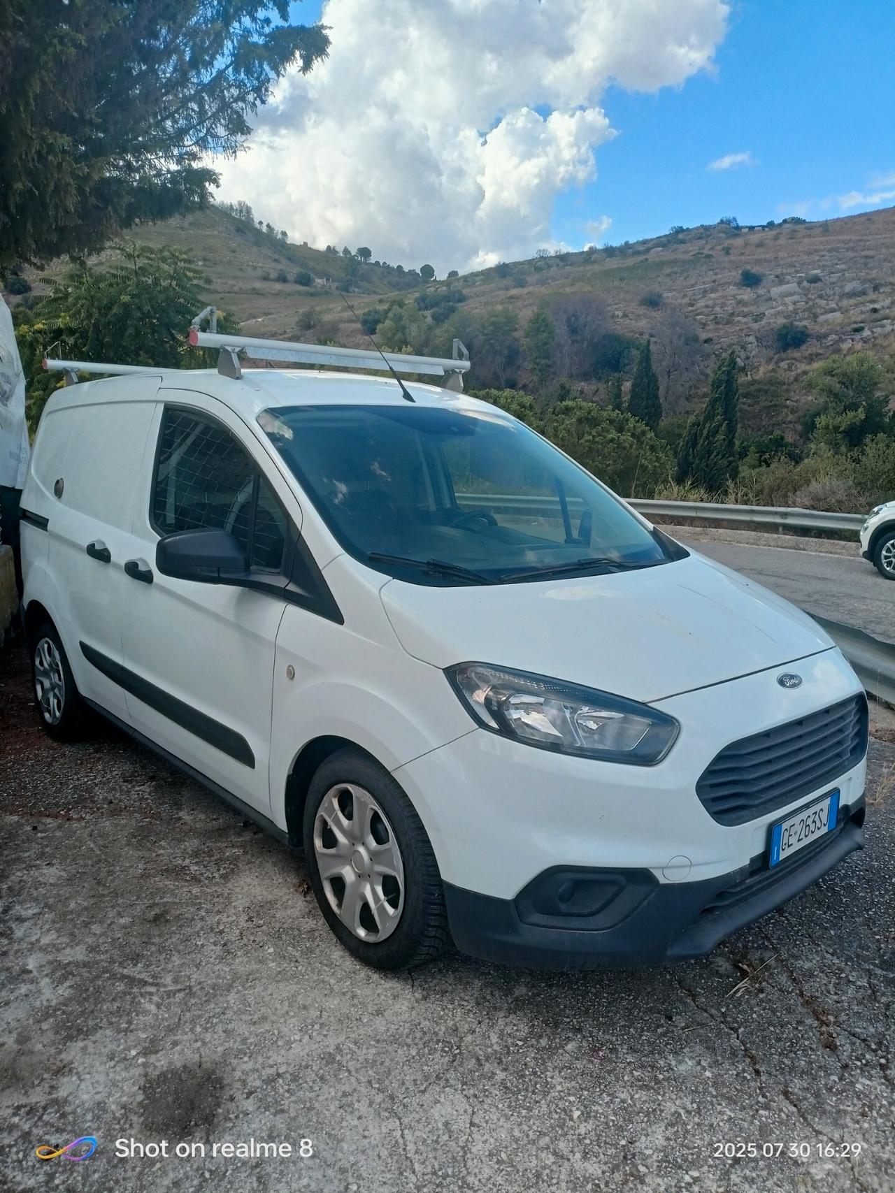 Ford Transit Courier 1.5 TDCi 75CV Van Entry