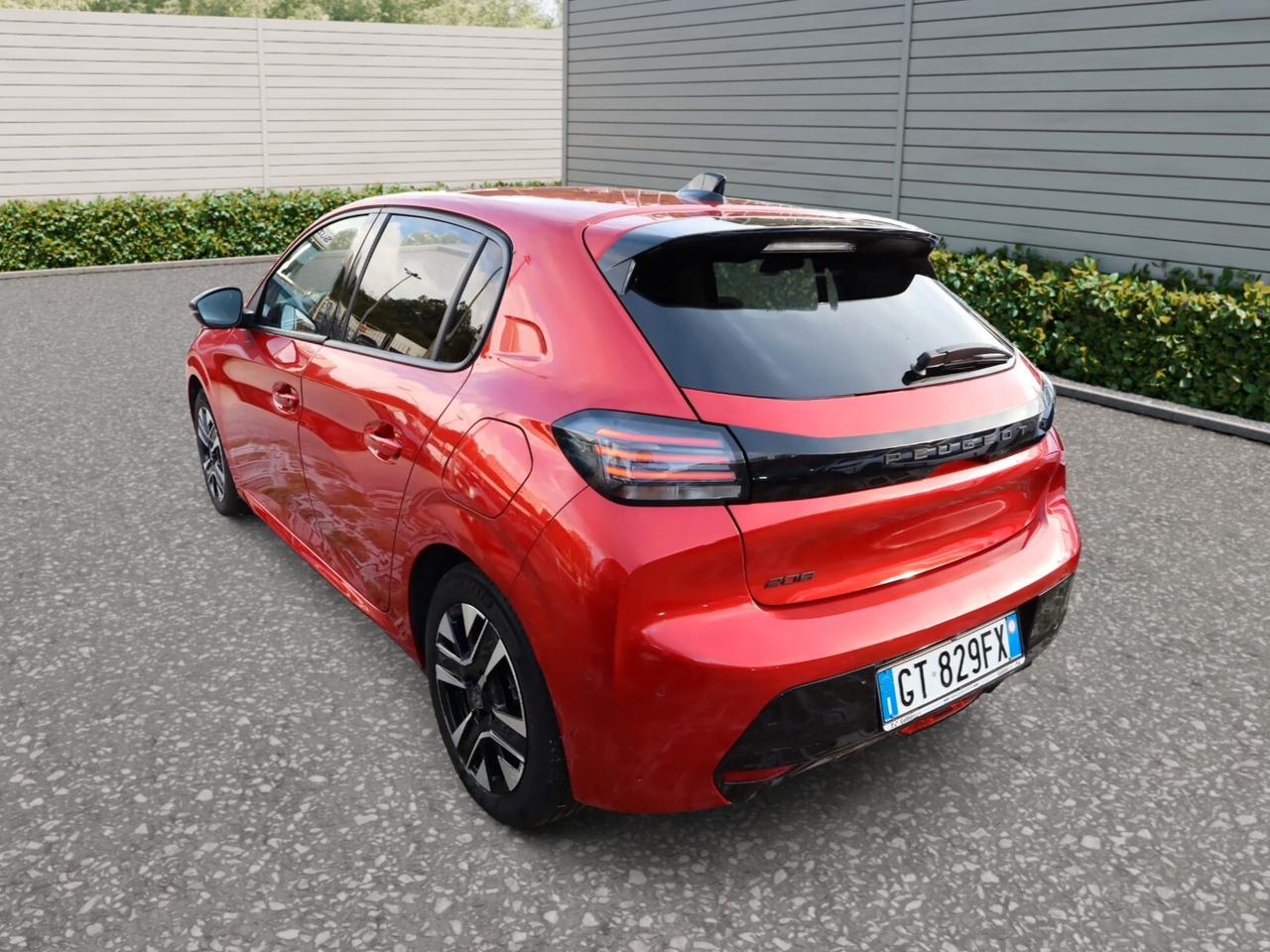Peugeot 208 1.2cc 100cv S&S Allure