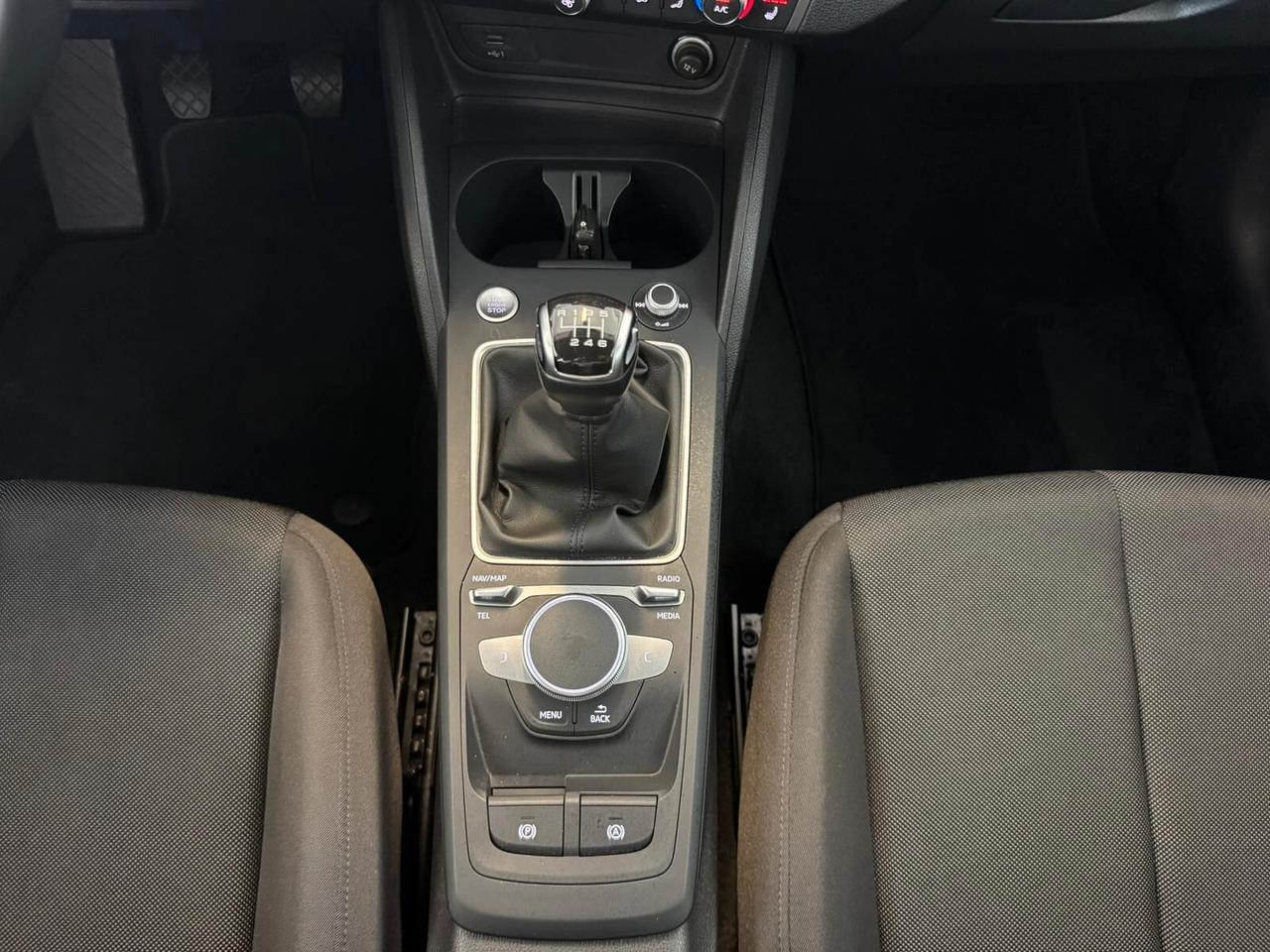 Audi Q2 30 TFSI Business