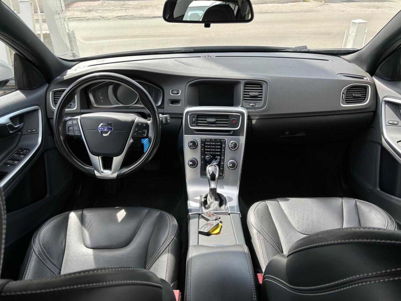 Volvo V60 D3 Geartronic Kinetic