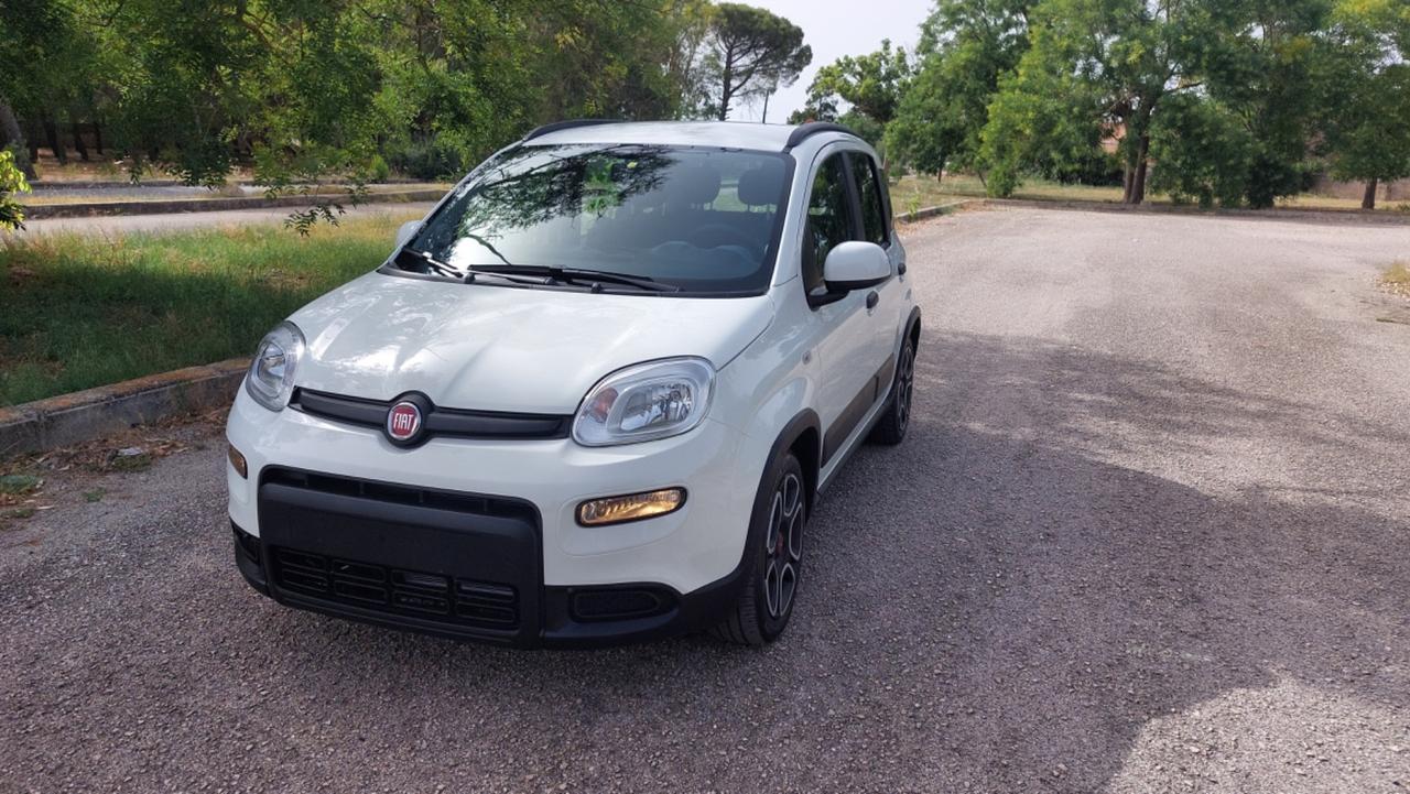 Fiat Panda 1.0 Hibryd 2022 uniproprietario 2 disponibili