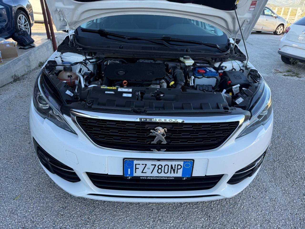 Peugeot 308 BlueHDi 130 S&S Allure