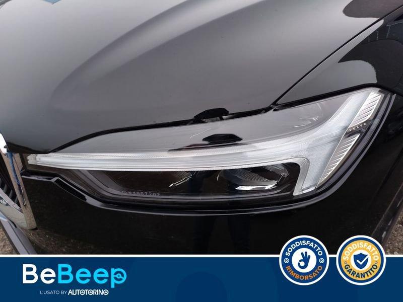 Volvo XC60 2.0 B4 MOMENTUM PRO AUTO