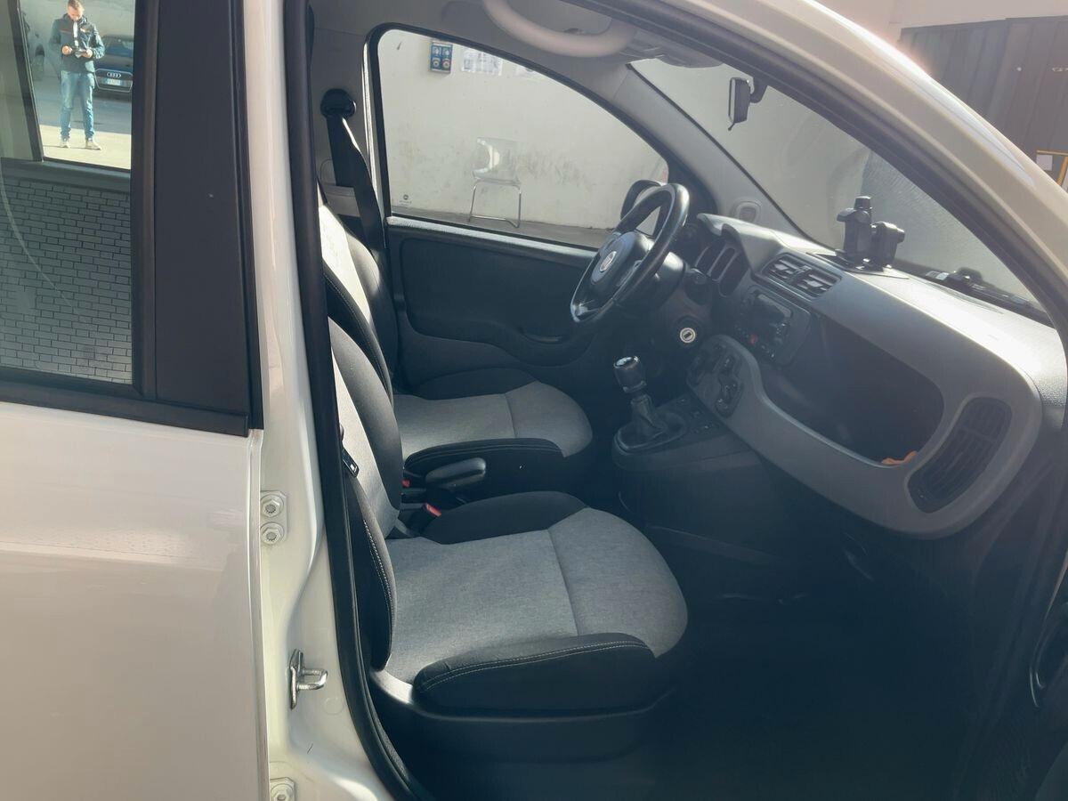 FIAT PANDA 1.2 LOUNGE UNI PROPRIETARIO