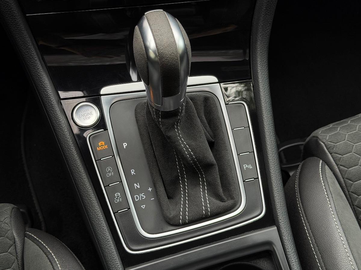 Volkswagen Golf 7.5 GTD 2.0 TDI 184CV